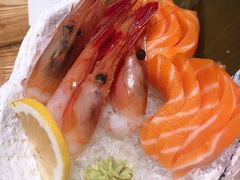 三文鱼刺身-小句号·精致料理(江南环球港店)