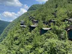 -蝶舞清江·恩施地心谷景区