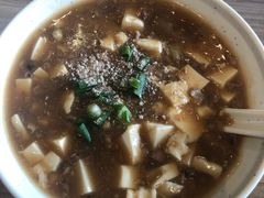东阳沃豆腐-咬不得高祖生煎·简餐(金逸影城店)