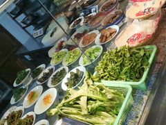 -挂旗柴锅鸡(蚌山区嘉年华店)