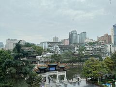 -包整·丝娃娃(一览甲秀楼风景店)