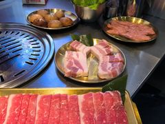 -哈哈碳都·牛肋条无限自助烤肉(台江万达店)