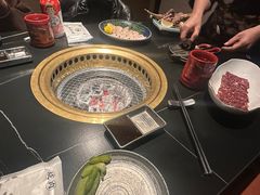 -山川小町·极番烧肉(新地假日广场店)
