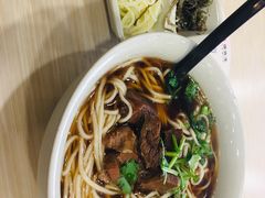 -李先生牛肉面大王(北京站售票厅餐厅)