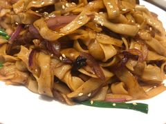 干炒牛河-頂好酒家·经典粤菜(海信广场店)