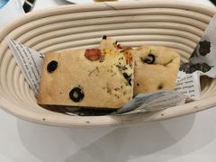 餐前面包-西山人家·二十年老字号农家菜(旺山店)