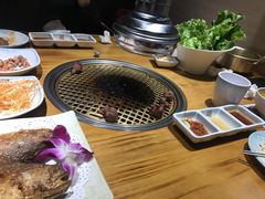 -唯成•韩国炭火烤肉 유성고기