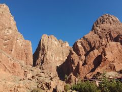 -天山神秘大峡谷