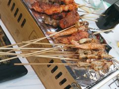 -云晓光头烧烤吧(德平路店)