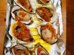 蒜泥生蚝-老东镇啤酒屋海鲜加工·蒸汽海鲜·海鲜烧烤(台东店)