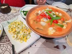 版纳野果酸汤鱼-云海肴·汽锅鸡·云南代表菜(美罗城店)