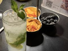 -亚龙湾喜来登·美景台大堂吧