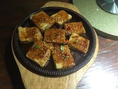 香椿煎豆腐-云来居素食馆(南山店)