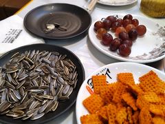 -哈尔滨烧烤·山河村铁锅炖(交大店)