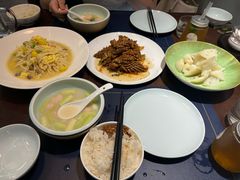-湖畔鲁菜·二十年老字号餐厅(大明湖店)