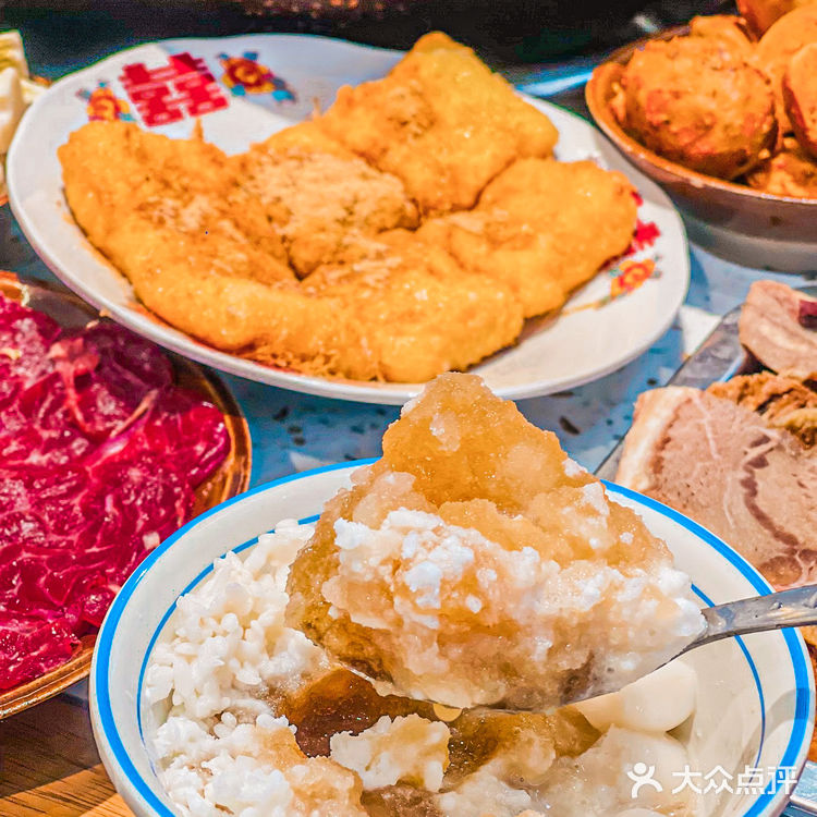 🍲说说昆明不需要营销的牛杂火锅店