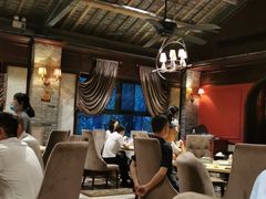 -铜锣湾·有麝自然香(重庆新天地店)