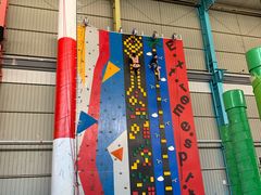 -天空之城蹦床攀岩运动馆·团建拓展·亲子游乐·生日派对(合肥店)