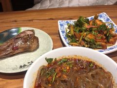 -万记麻辣烫国展总店
