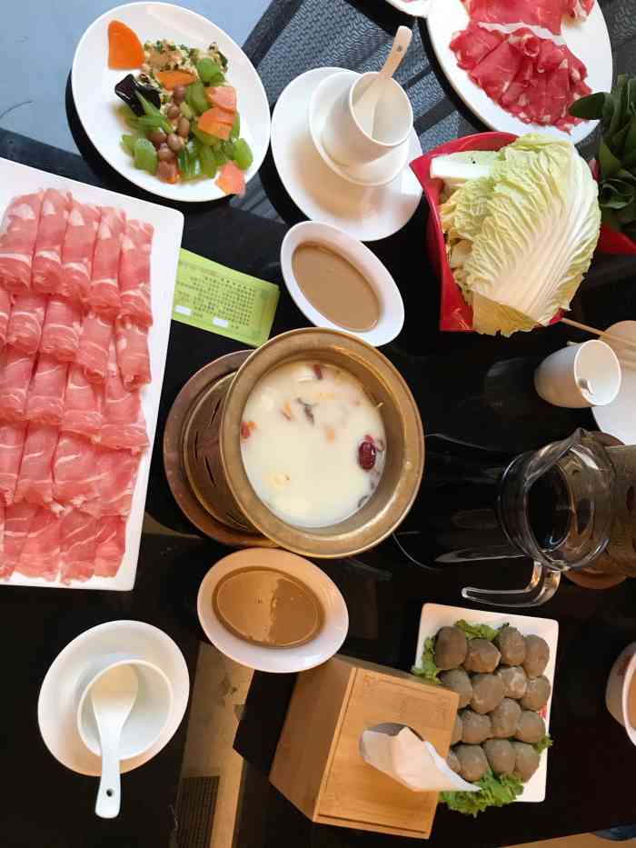 俊辰小羔羊火锅城(光明路店)