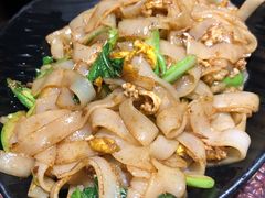 干炒牛河-潮十三潮汕砂锅粥(高新四路大都荟店)