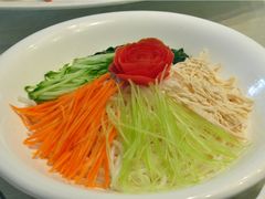 凉米线-新竹里馆·花园餐厅(兴苑路店)