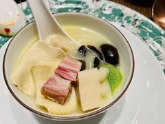 -珍呈中餐厅•粤川淮扬新疆(乌鲁木齐康莱德酒店)