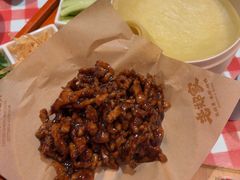 -老郑家东北春饼(龙悦居店)