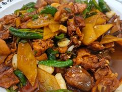 -鲁南仔·滕州炒鸡(经三路店)