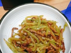 -西部马华清真兰州牛肉面·烧烤夜市(三里河店)