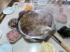 -九尺赵老四鲜鹅肠火锅