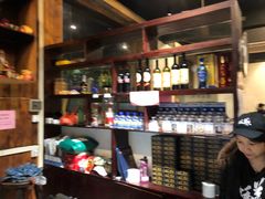 -蚝美人·生蚝海鲜烧烤(茶花园店)