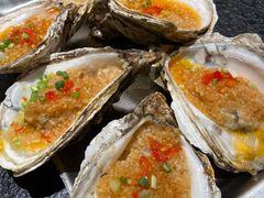 生蚝-何妹湿辣牛肉·粤式烧烤砂煲(桂雅路店)