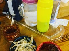 -丽虹云南过桥米线(兴工街店)