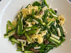 坝上白蘑小葱炒野鸡-乔家满族八大碗(流水沟店)