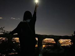-鬼笑石后山停车场