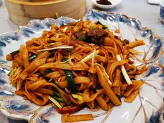 炒牛河-汤臣·空中餐厅·严选粤菜(石湾世博广场店)