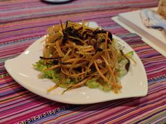 -香巴拉云南餐厅(华莱坞店)