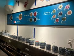 -尚尚仙·酸汤猪手·猪肚鸡火锅(华联万柳购物中心店)