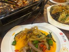 -范二妹独特烧烤夜宵城(宜宾总店)