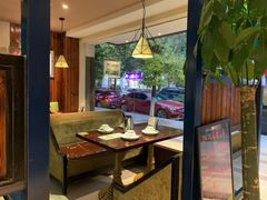 卡座-丁哥·庐味鲜 土菜·20年老字号(世纪阳光花园店)