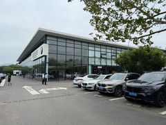 -北京京宝行宝马4S店(闵庄路店)