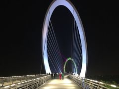 -南京眼步行桥