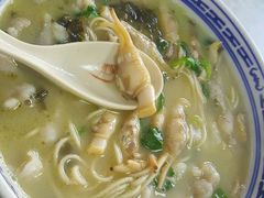 -明呈黄鱼面馆(斜土路店)