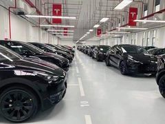 -TESLA 特斯拉(上海太古汇体验店)