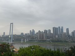 -冰冰龙虾·江湖菜·花园江景餐厅