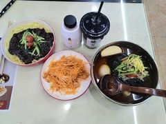 -服务大楼冷面(延大店)