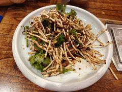 -亮欢寨酸汤鱼(沙冲路店)