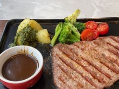 -必胜客(武汉欢乐谷店)