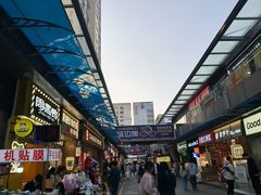 -万达广场(南昌红谷滩店)